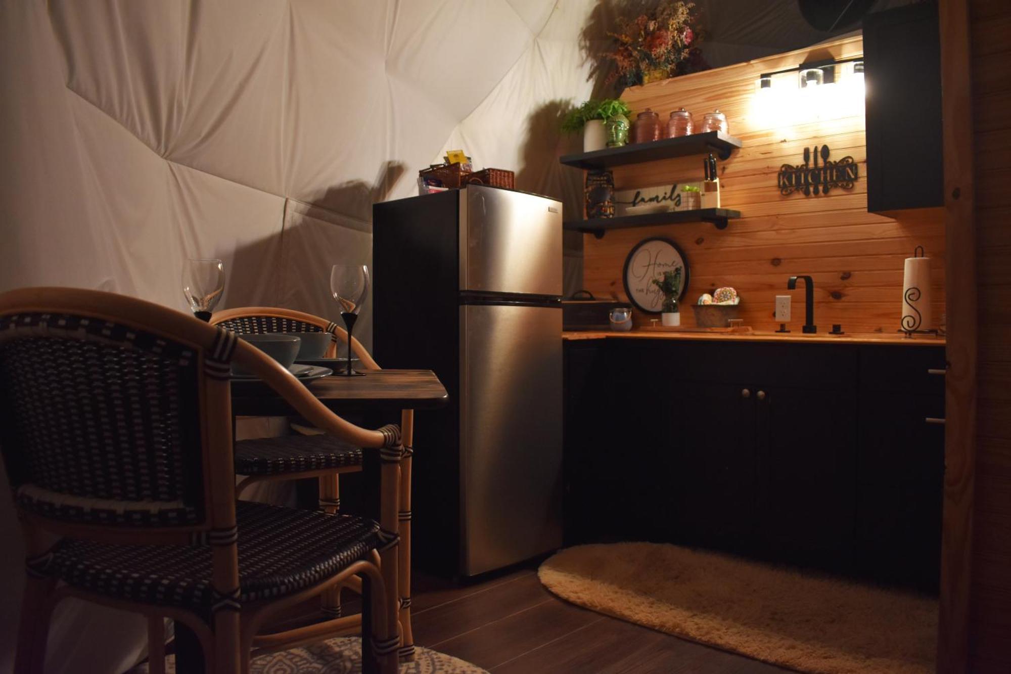 Waterfront Luxury Glamping Dome Otel Rogersville Dış mekan fotoğraf